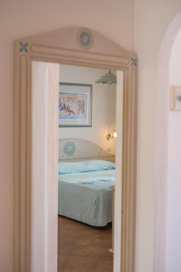 Le Residenze Del Golfo Di Orosei Aparthotel Ngoại thất bức ảnh